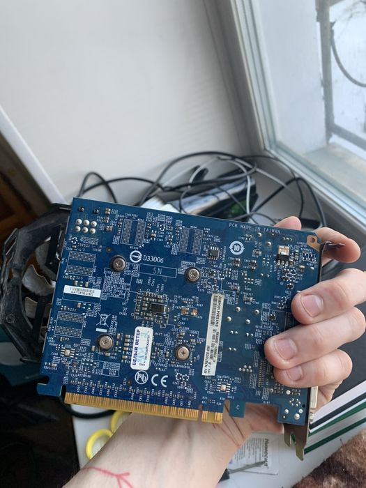 продам видеокарту 750ti