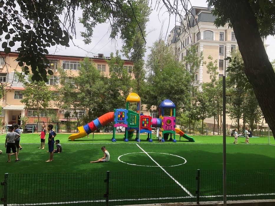 Веселые и безопасные игровые площадки для детей!