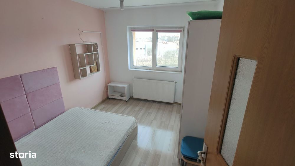 Vand apartament Brasov 3 camere cartierul Florilor