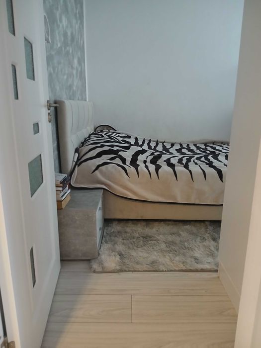 Apartament 3 camere de vinzare