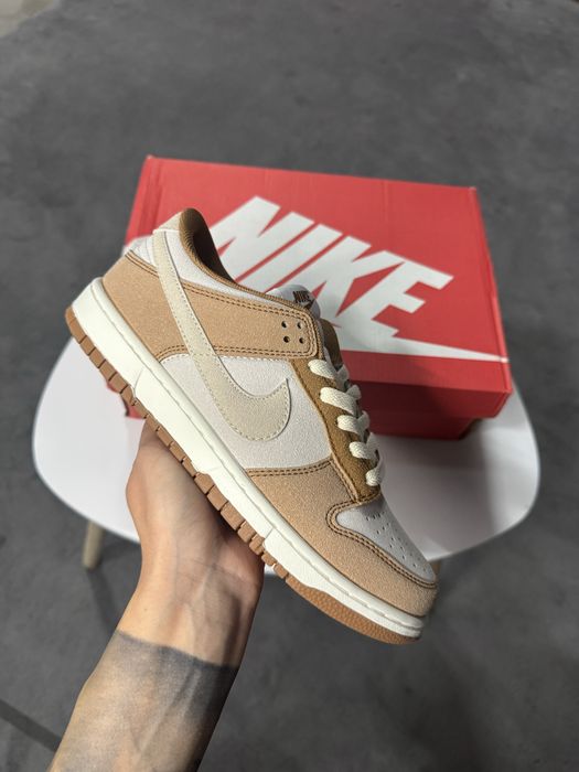 Nike Dunk Low Medium Curry
