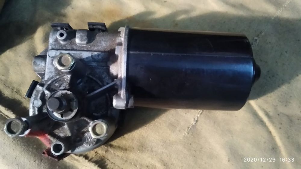 Моторчик стеклоочистителей Ауди А6