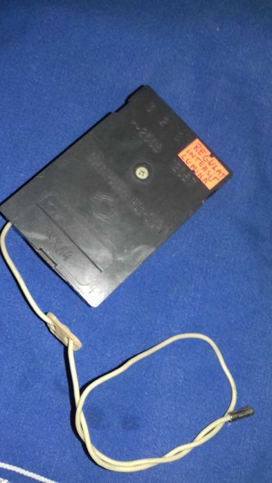 Automat temporizator casa scarii si regulator tensiune