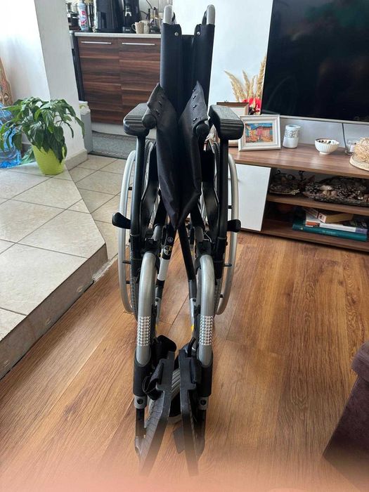 Инвалидна количка