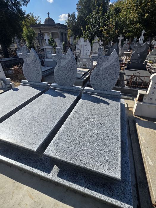 Cripta cu 3 nivele placate cu granit fara oseminte
