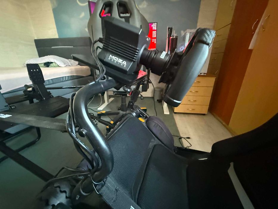 Next Level Racing Formula Lite Pro – сгъваем симулаторен кокпит