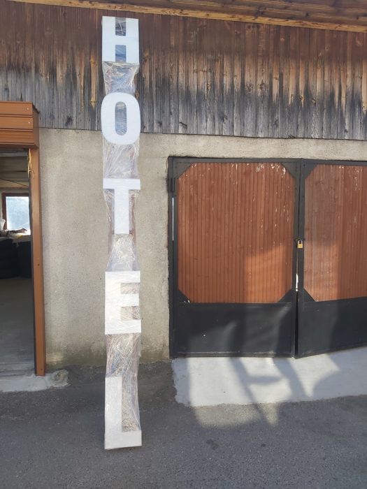 Светеща Лед табела