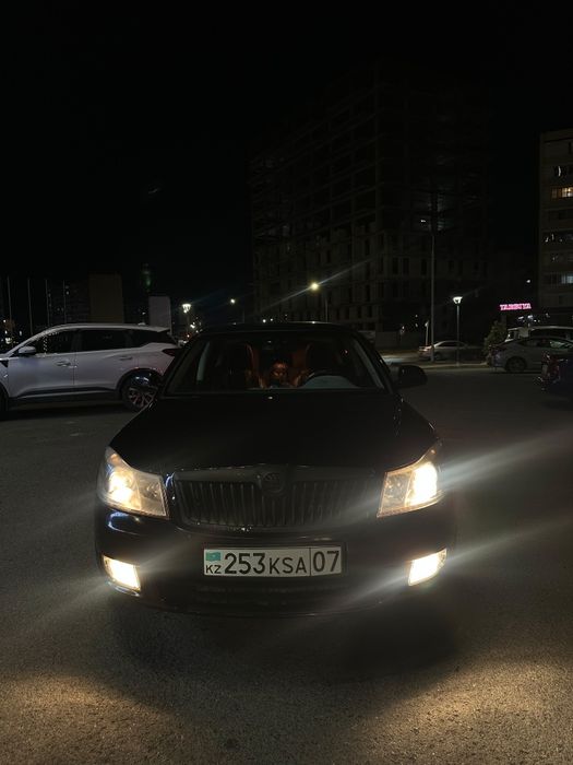 Продам машину Octavia a5