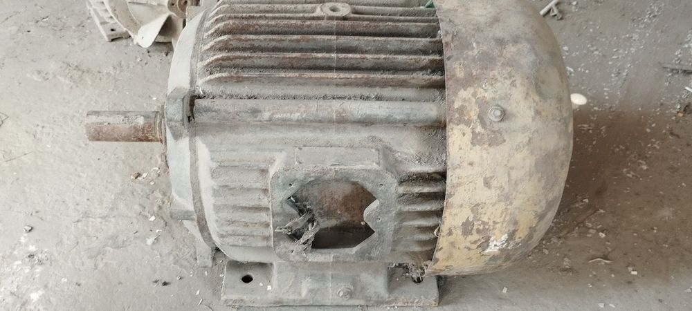 Генератор 55 кв 1500 ахборот.