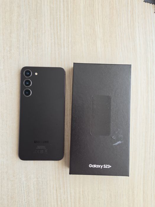 De vânzare Samsung galaxy S23 plus, dual SIM, 8 GB  RAM, 256 GB, 5G, Phantom  Black