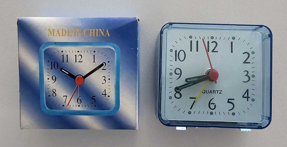 Ceasuri quartz cu baterie AA de 1.5 V funcționale