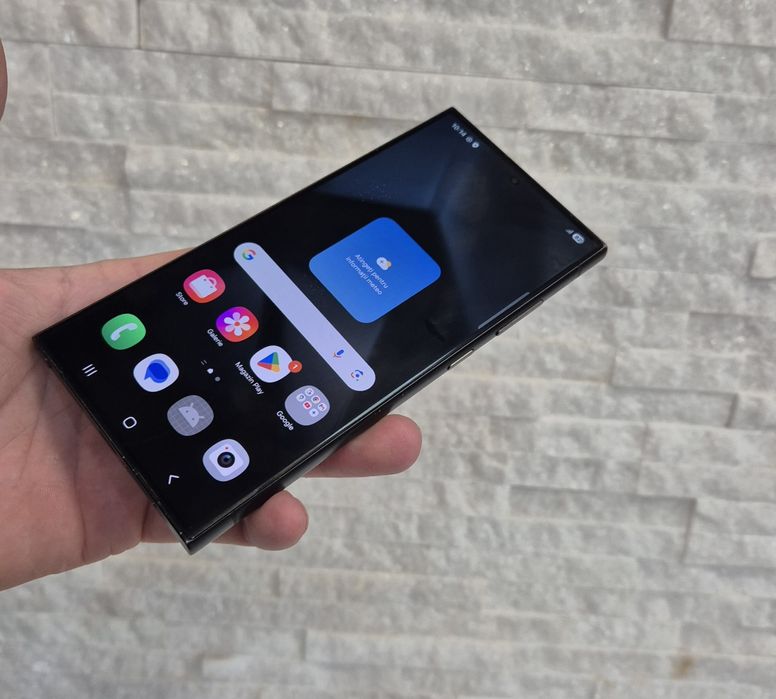 Galaxy S24 Ultra 5G 512GB. 12GB RAM. Black bună