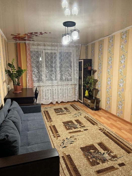 Продам 1к в 19 мкр 5/5