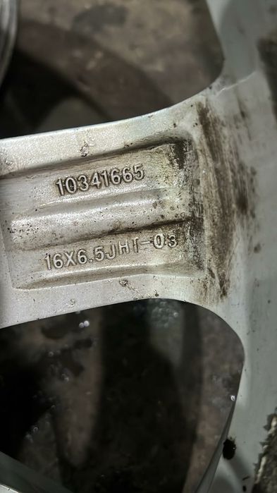 Диски на 16 крепеж 5*114.3