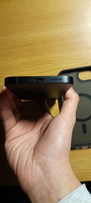 iphone 16e 100% ca nou inca in garantie