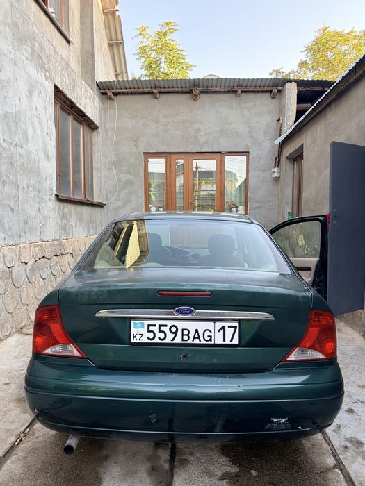 Форд фокус 2000г