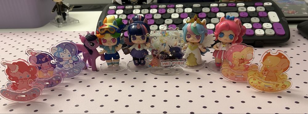 Anime Фигурки & Acrilic Stands
