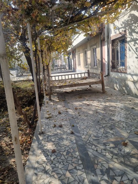 Тез ва архон нархда участка сотилади