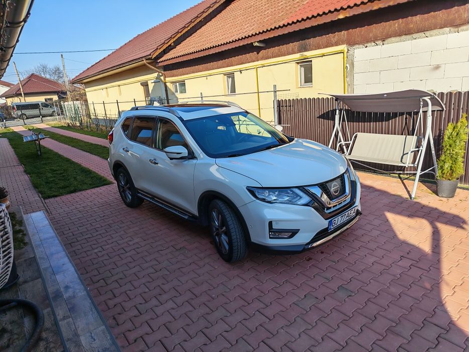 Nisaan X-trail Tekna BOSE 1.6