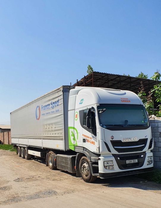 IVECO фура сотилади