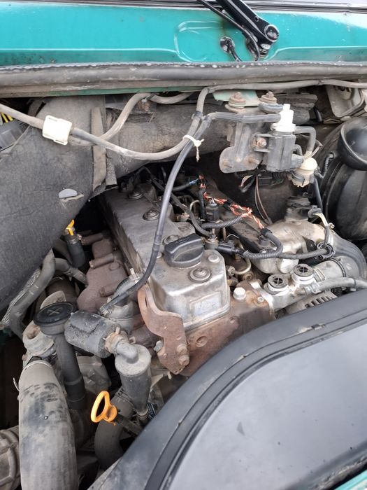 Vind w LT 46 motor 2,8  an fabricație2004  înmatriculat  ro acte la zi