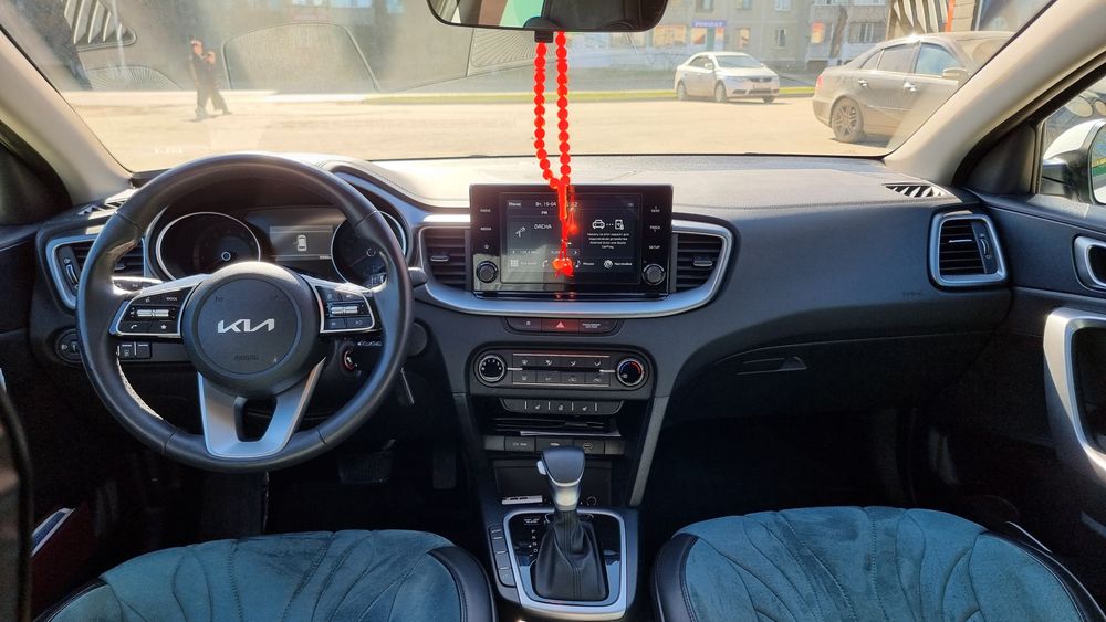 Продам KIA Ceed SW