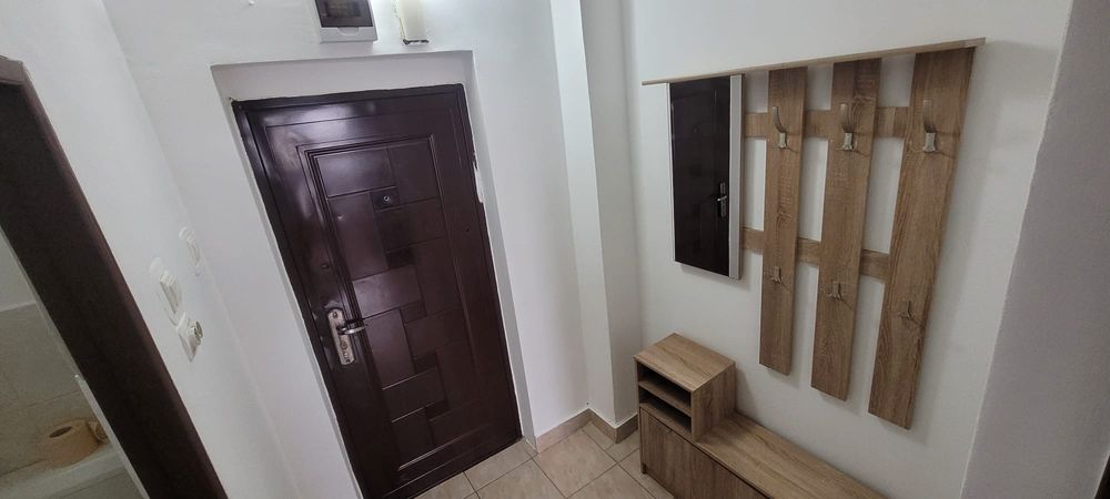 Vand garsoniera Burdea