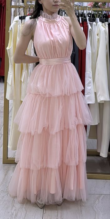 Продаю новое платье Уступка есть