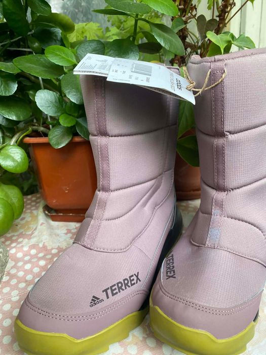 Апрески Адидас   сезонно намалени