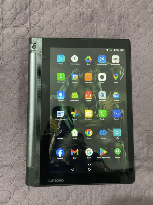 Продавам таблет LENOVO YOGA 10’