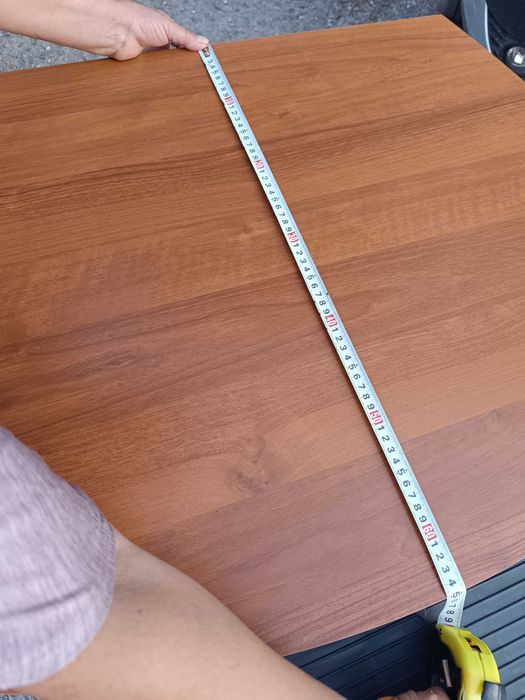 Бюро за компютър в добро състояние