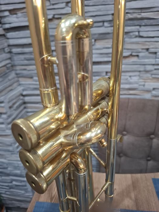 Меден инструмент Тромпет