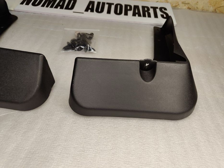 Брызговики на Sienna 2022+