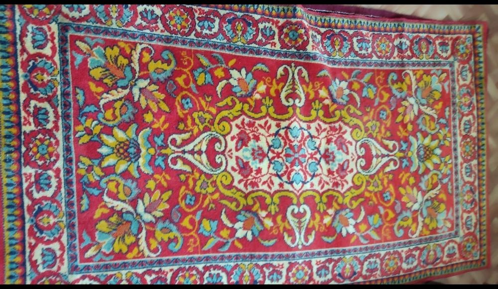 Ковёр шерстяной  б/у