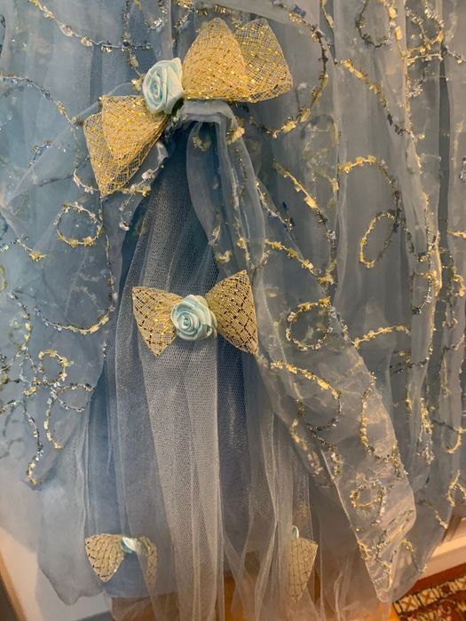 Шикарное праздничное платье для девочки