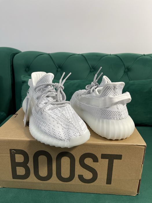 Adidasi Yeezy Boost 350 Full Box colectie noua