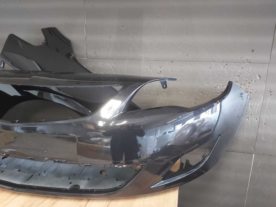 Bara & Aripa Fata Dreapta Opel Astra J 2009-2012 (Z20R (Negru))