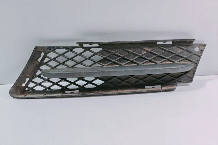 Grila bara  stanga 51117154551 BMW Seria 3 E90/E91/E92/E93