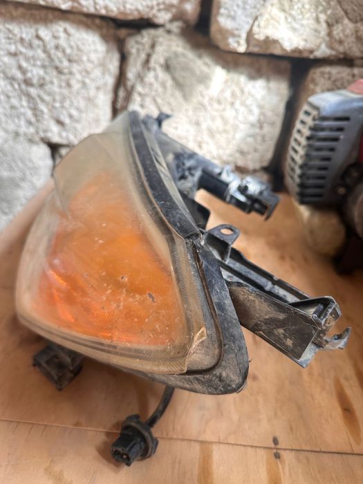 Оригинал фар Tayota Rav 4