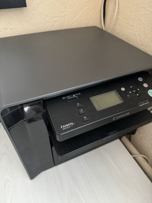 Продам б/у Canon MF 4410