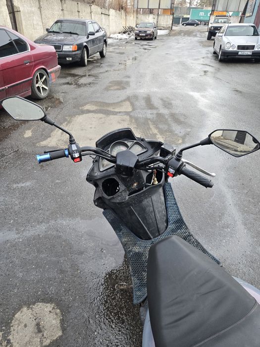 Скутер макси 150куб