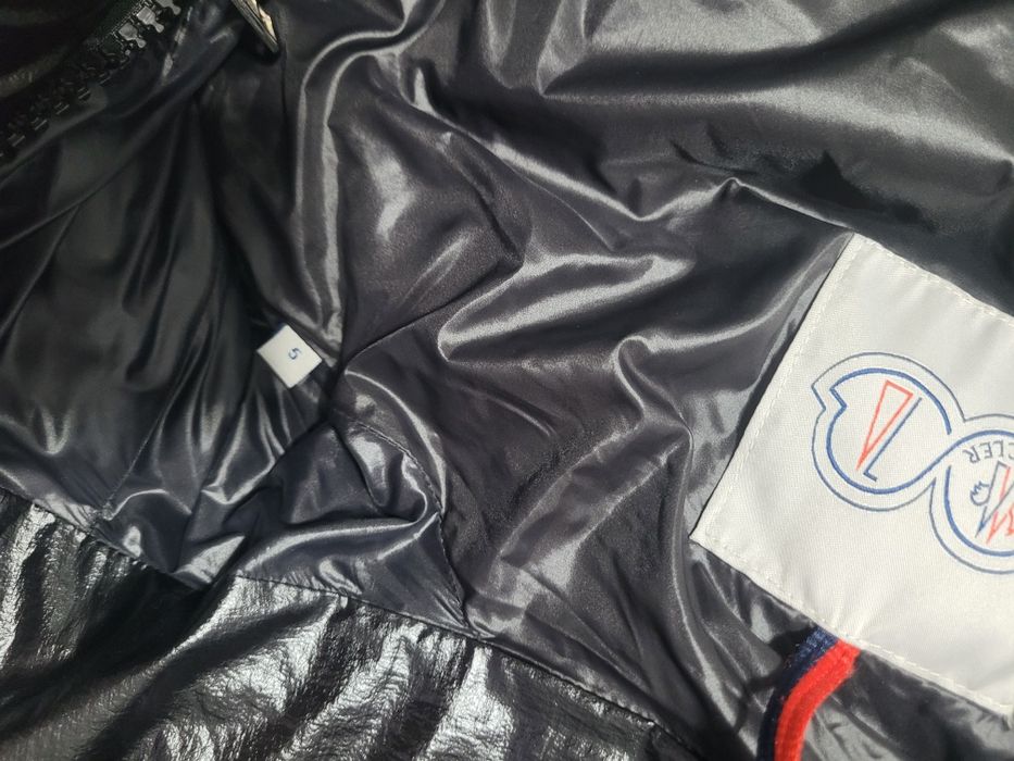 Geaca MONCLER cu 2 sigle/ Logo-uri,marimea L