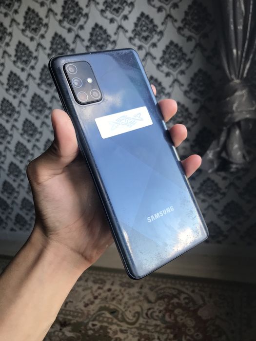 Продам Самсунг А71