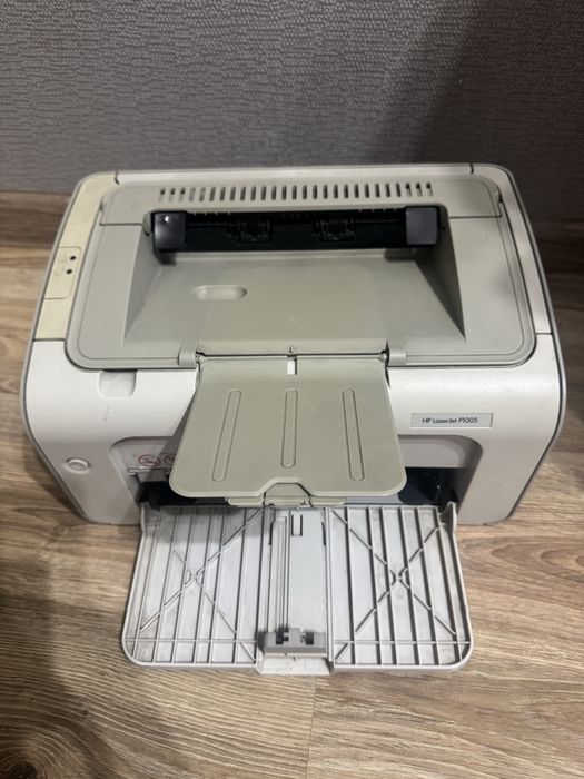 Принтер HP LaserJet P1005.