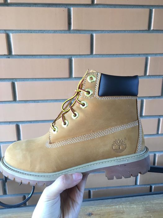 Продам детскую обувь оригинал Timberland.