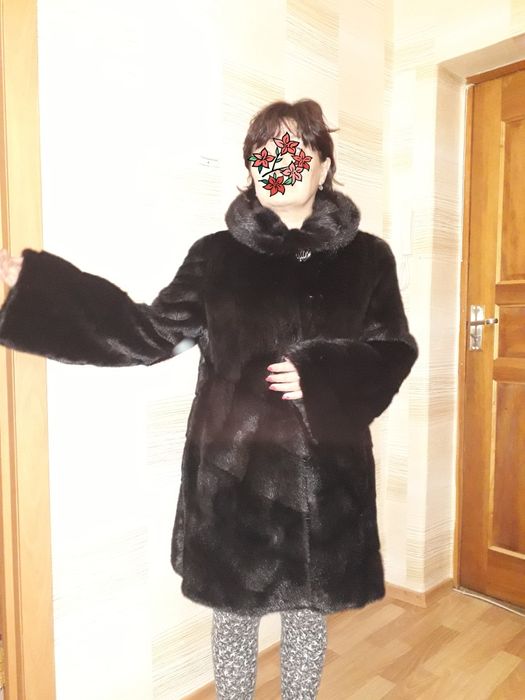 Норковая шуба с капюшоном