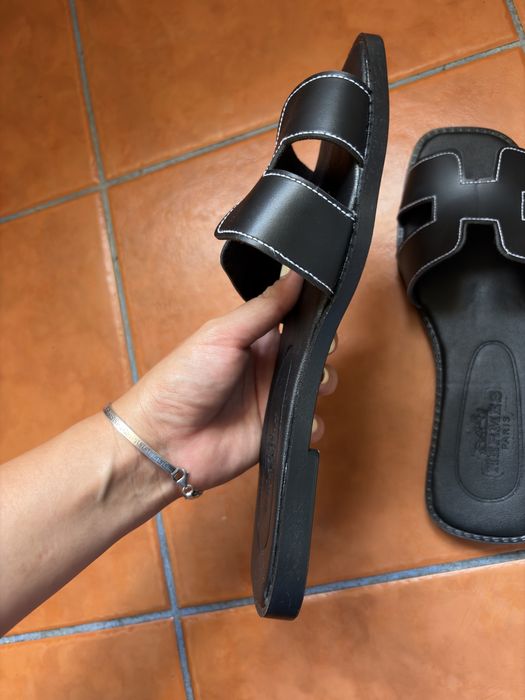 Papuci Hermes din piele naturala