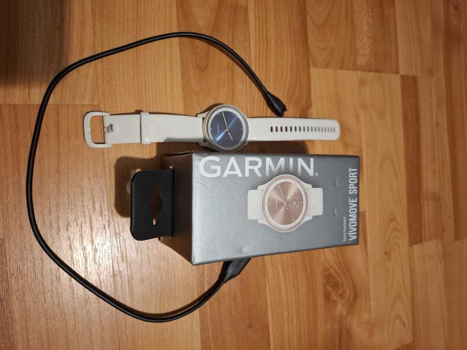 Garmin Vivomove Sport alb