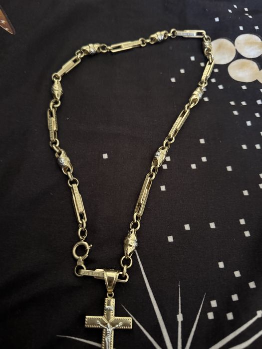 lant aur nou  plus cruciulita (29,70 grame) 14k