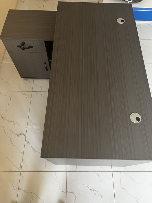 Офисный стол Новая